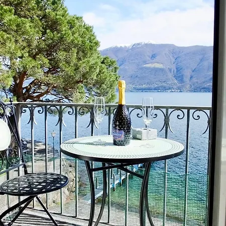 Casa Al - Lakefront Two-storey On Promenade Apartment Brissago