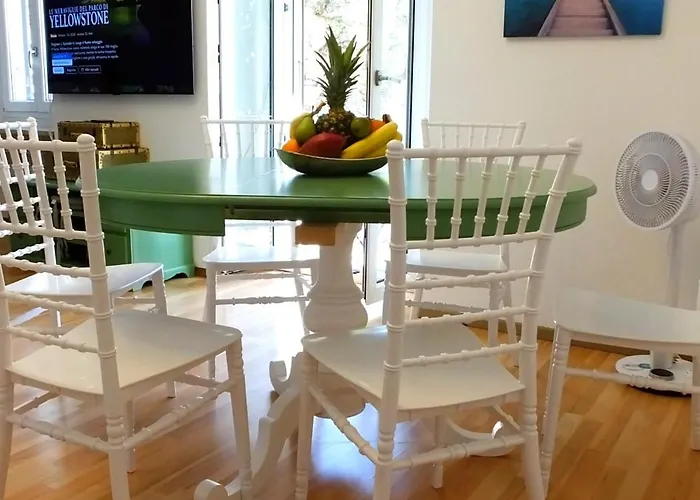 Casa Al - Lakefront Two-storey On Promenade Lejlighed