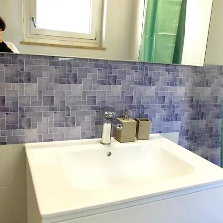 Casa Al - Lakefront Two-storey On Promenade Apartment *